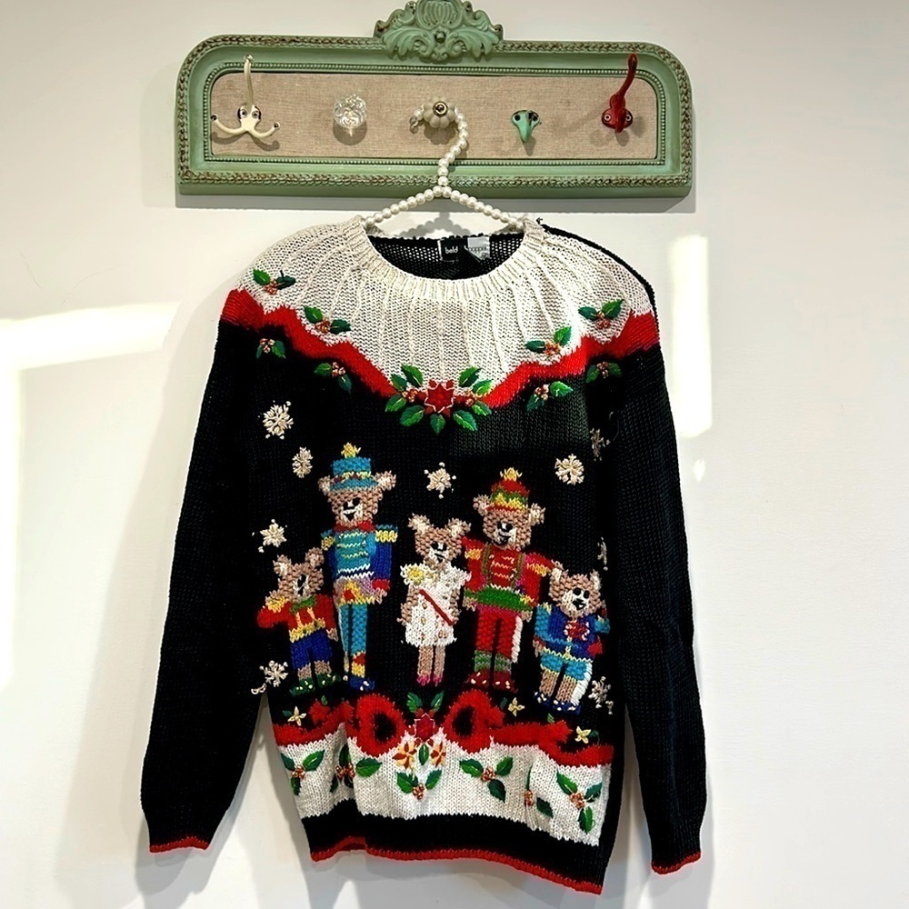 Vintage Toy Solider Teddy Bear Woven Knit crewneck pullover sweater medium